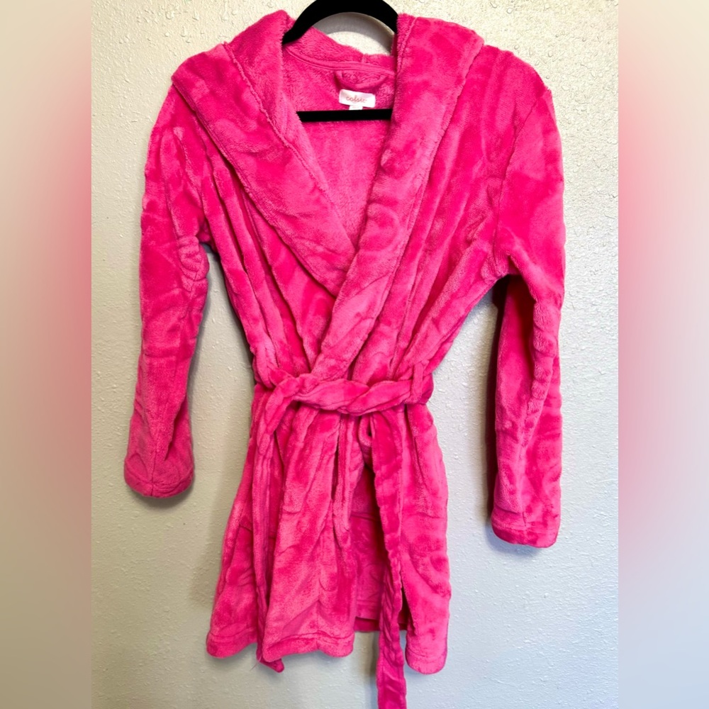 Fluffy hooded short pink Robe